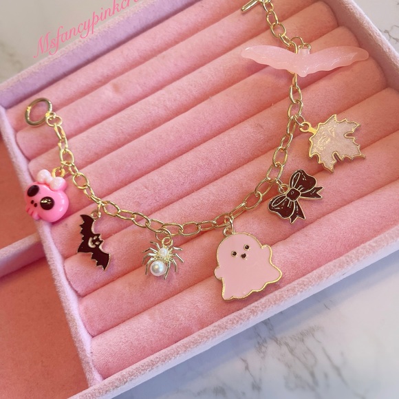 Gold plated Handmade pink Halloween charm bracelet - Picture 3 of 3